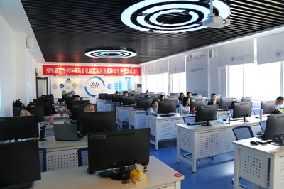 我校成功舉辦1+X證書(shū)“計(jì)算機(jī)視覺(jué)應(yīng)用開(kāi)發(fā)”與“物聯(lián)網(wǎng)智能家居系統(tǒng)集成”師資培訓(xùn)班開(kāi)班典禮